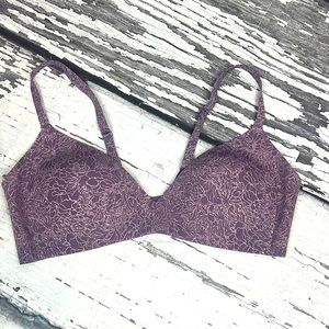 Lululemon Take Shape Bra - Size 38B